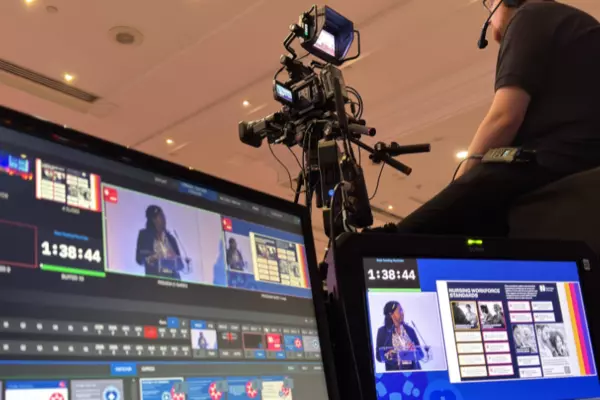 Stream Further, Reduce Your Footprint: How Hybrid Events Expand Reach While Embracing Sustainability