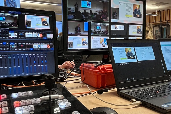 Embracing Curiosity: No Silly Questions in the World of Live Streaming