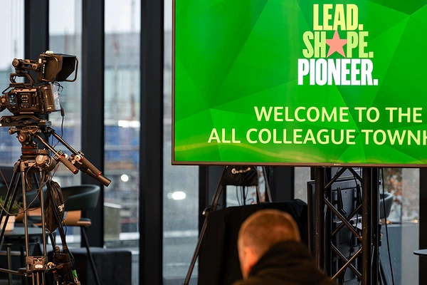 Maximize Engagement: Tips for Successful Town Hall Live Streams